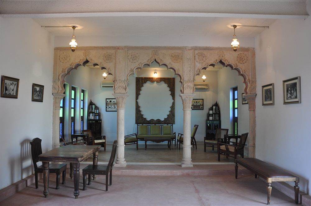 Chandra Mahal Haveli Luhāru Exteriör bild